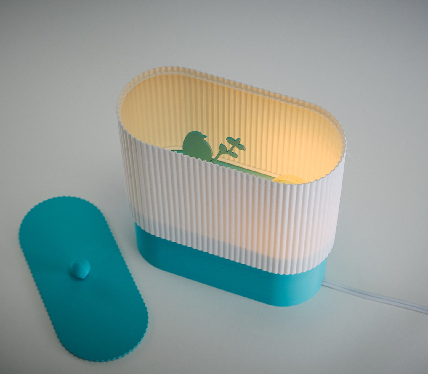 Chloe Table Lamp - Honey and Ivy