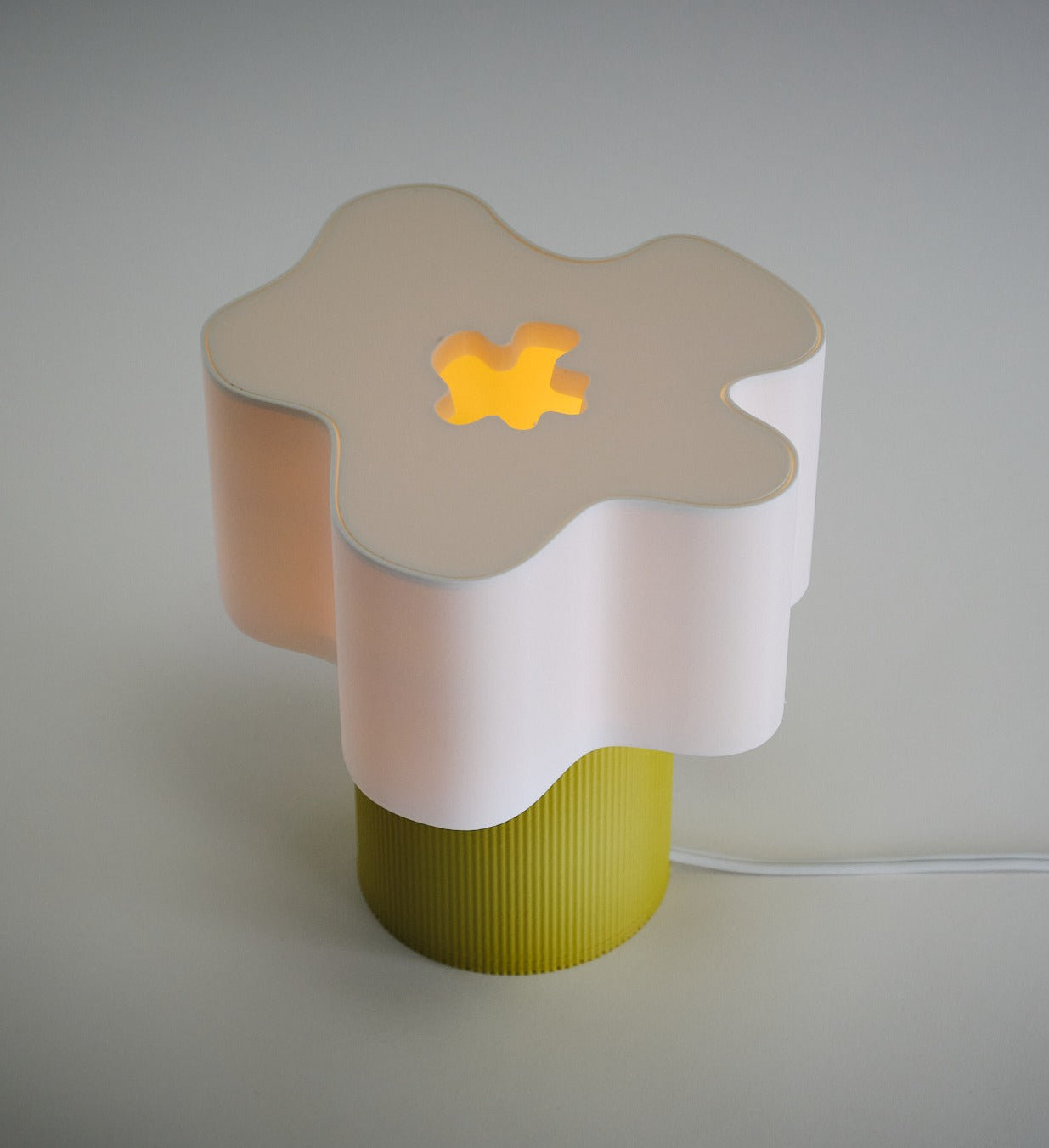 Mila Table Lamp - Honey and Ivy