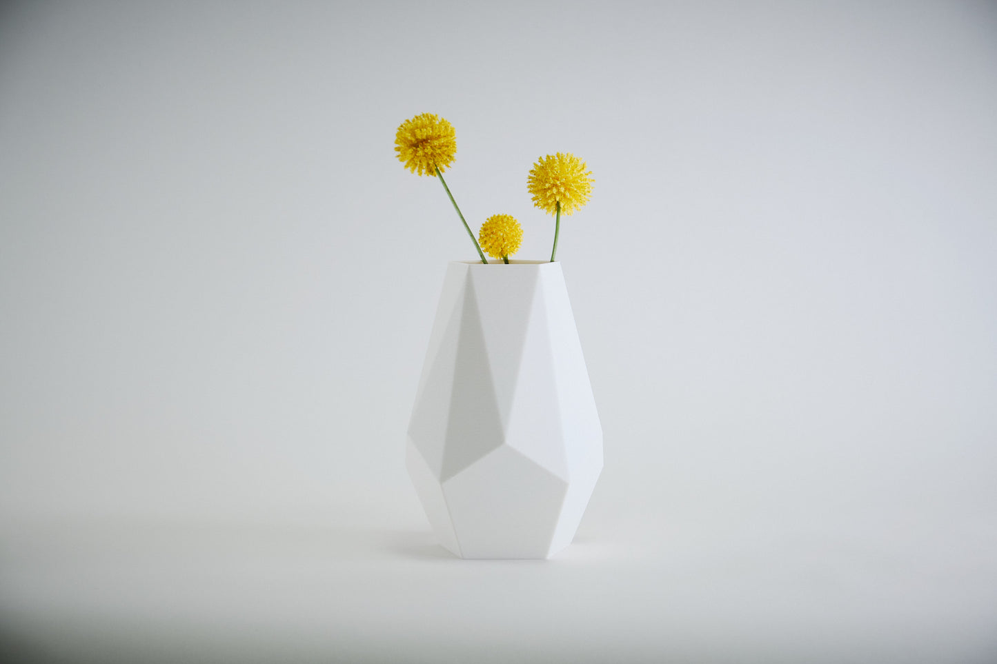 Mishi Faceted Vase | STYLE 01 Symmetry - Honey and Ivy
