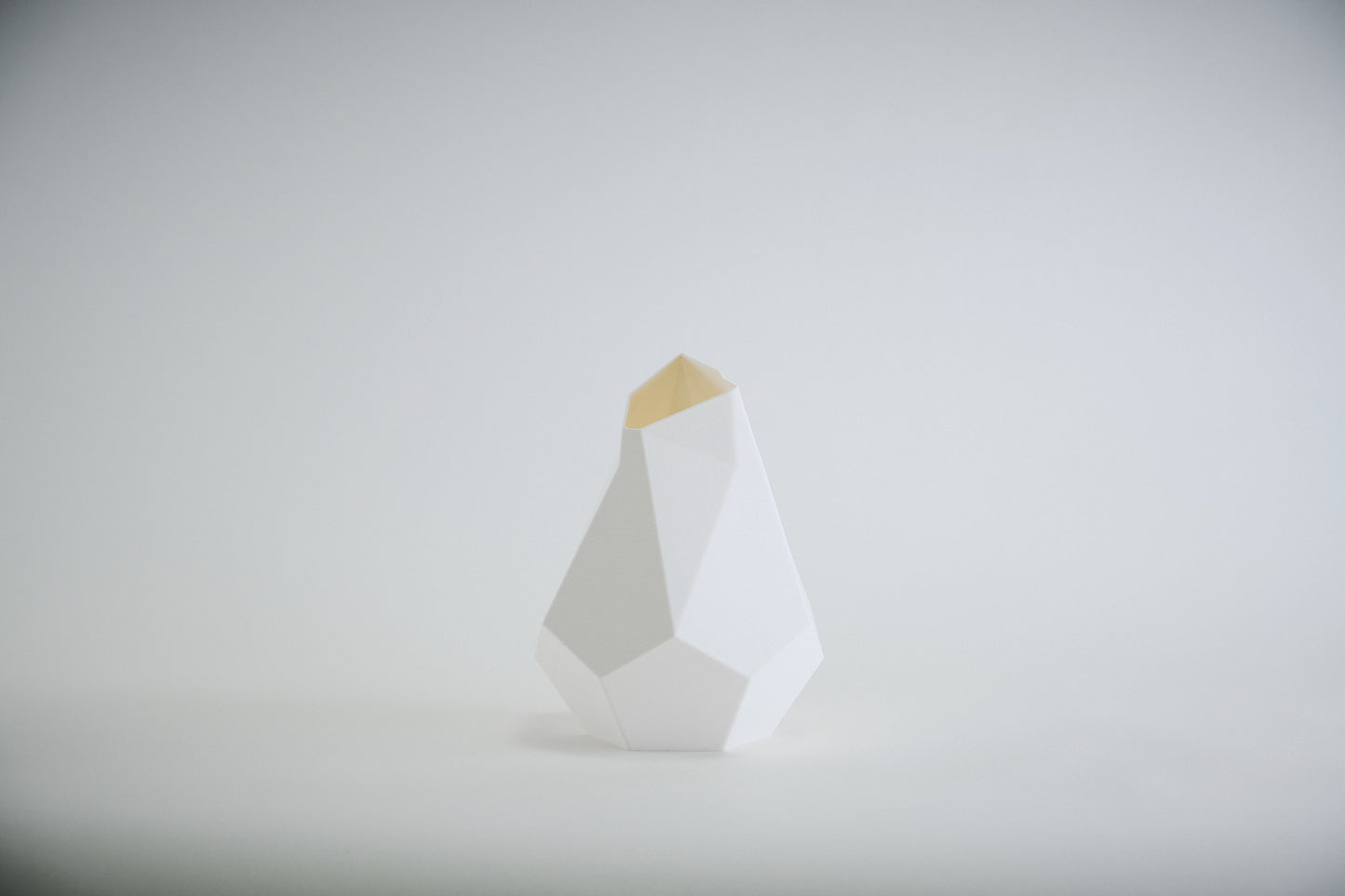 Mishi Faceted Vase | STYLE 02 Iceberg - Honey and Ivy