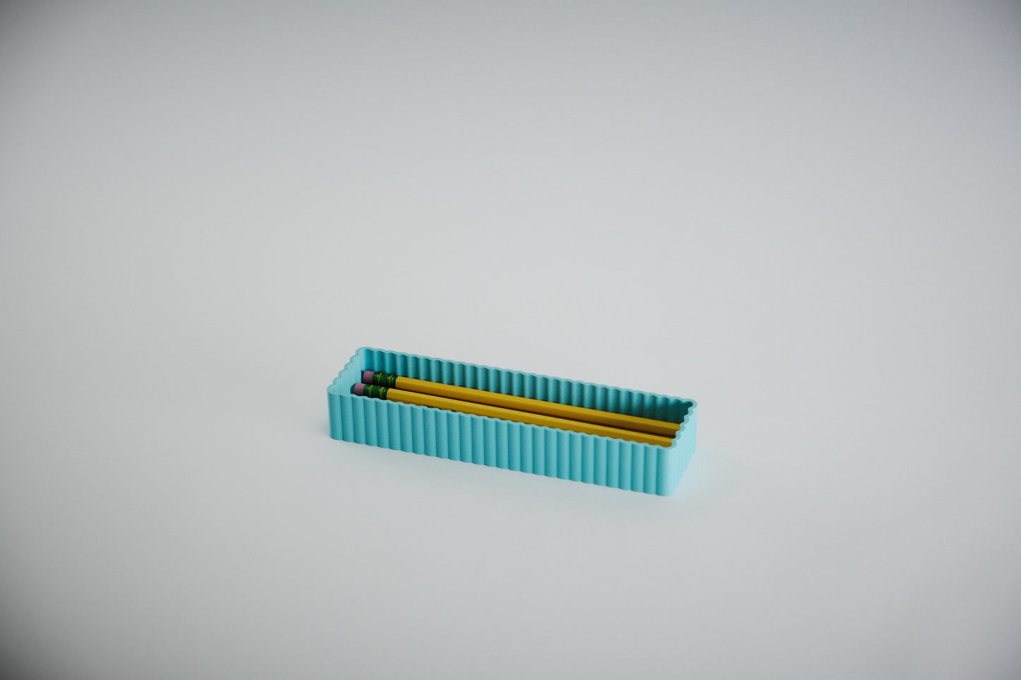 Chloe Pen Holder - Honey and Ivy