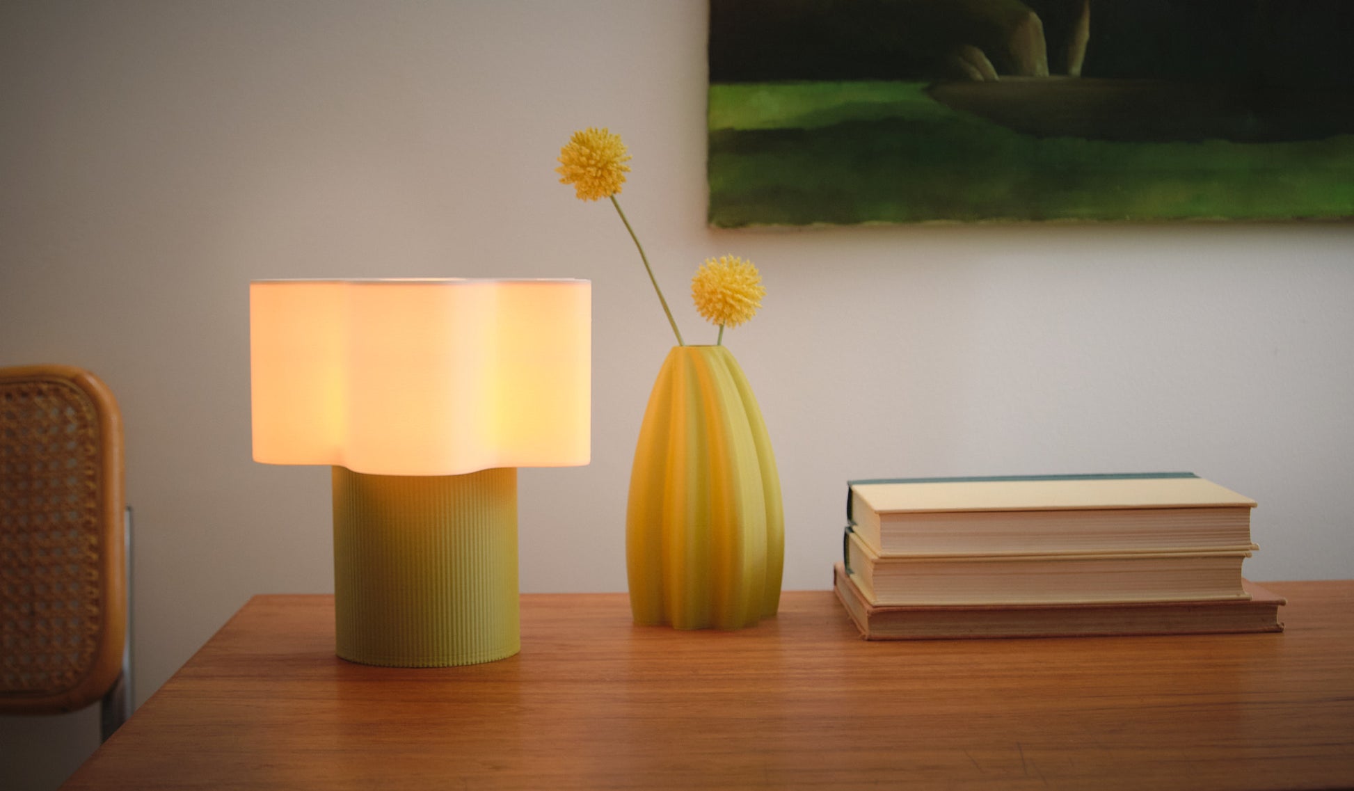Mila Table Lamp - Honey and Ivy 