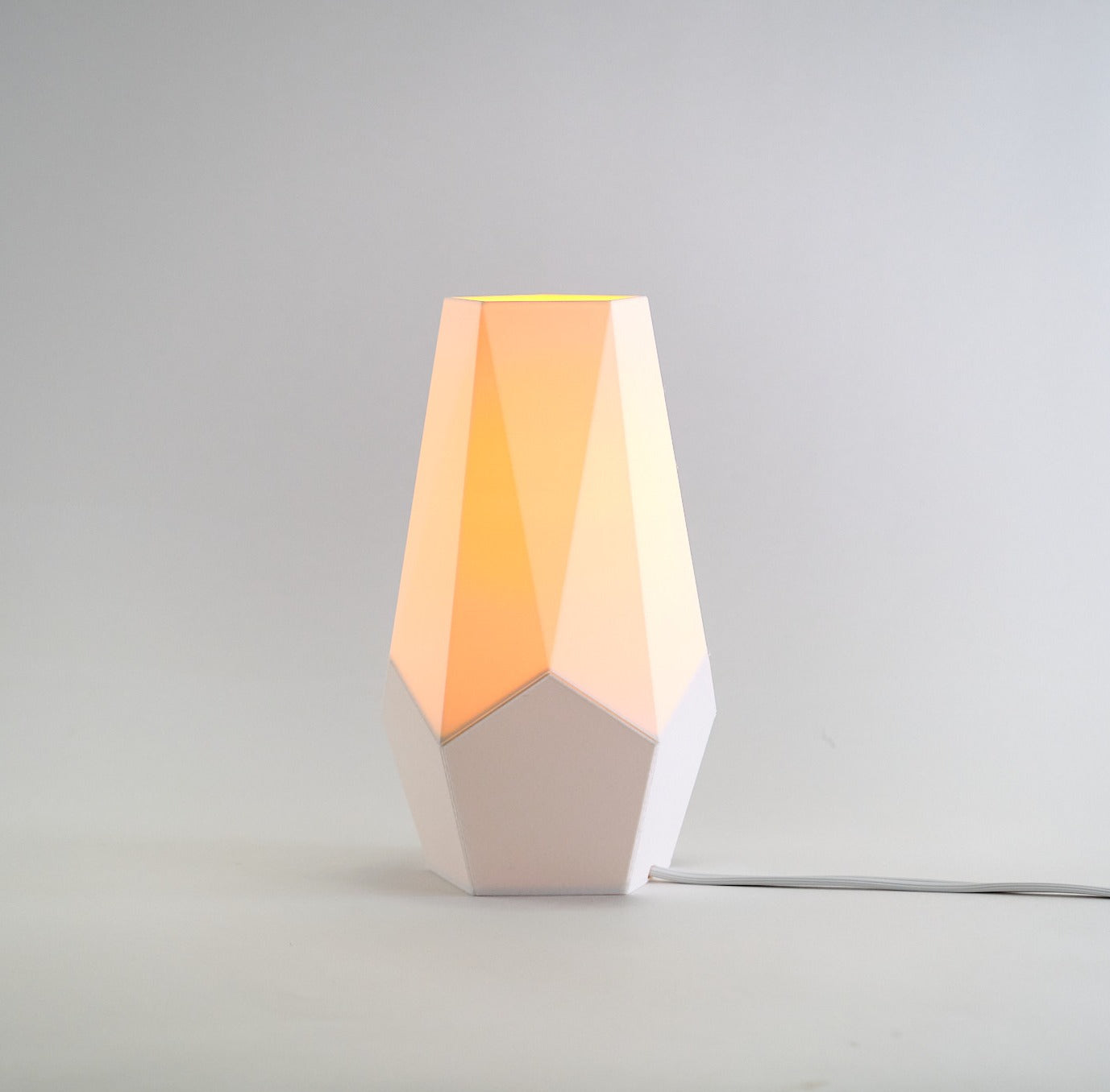 Mishi Table Lamp - Honey and Ivy 